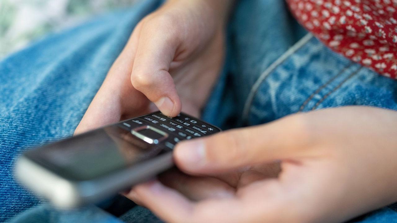 Dumbphones o teléfonos simples