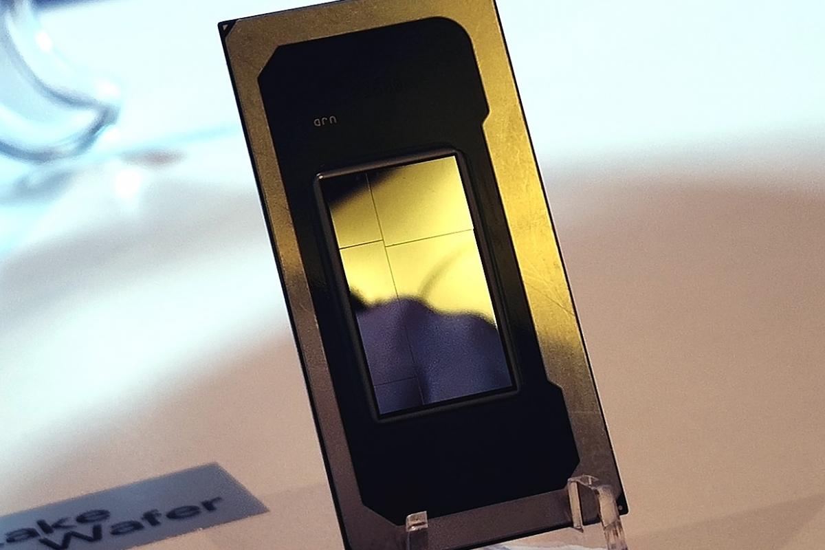 Procesador Intel Core Ultra X7 358H