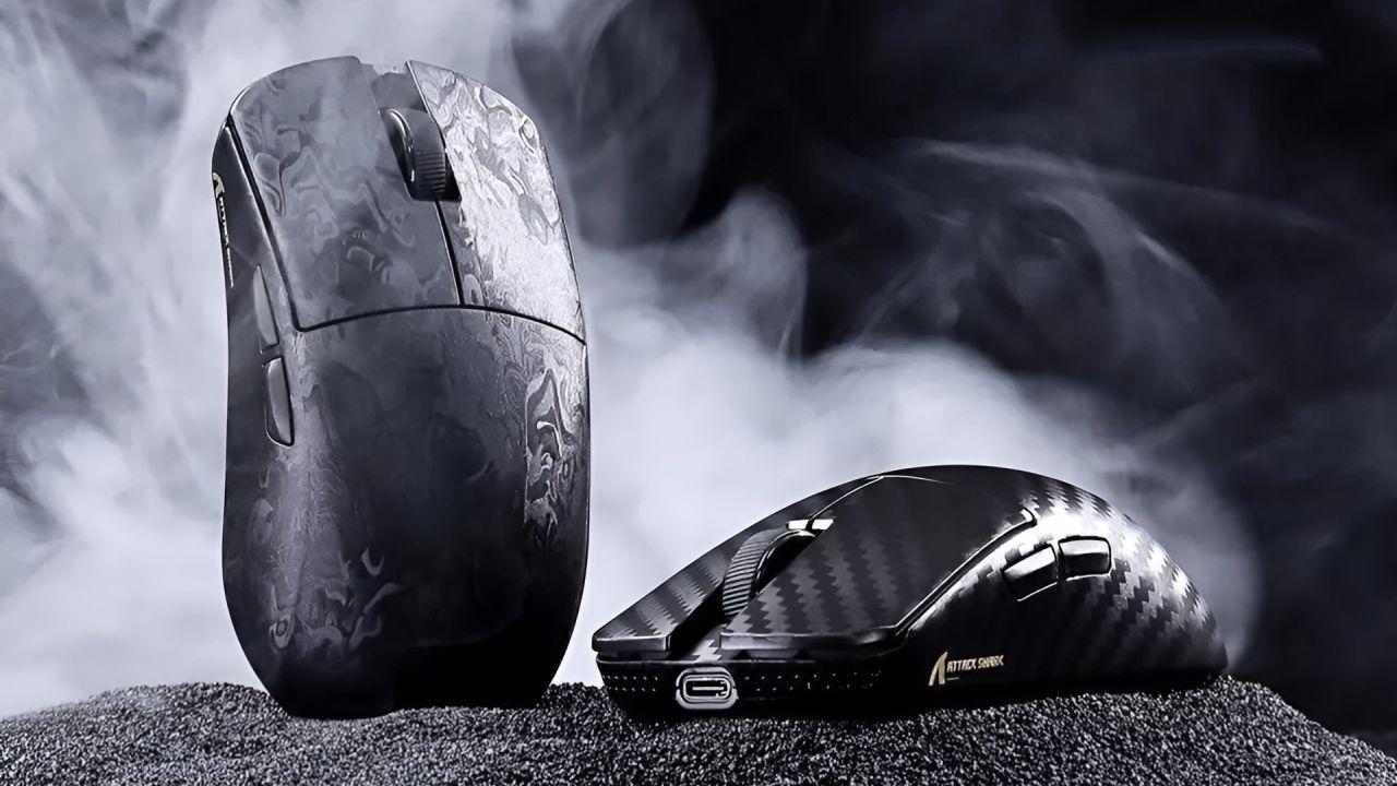 Ratón gaming de fibra de carbono