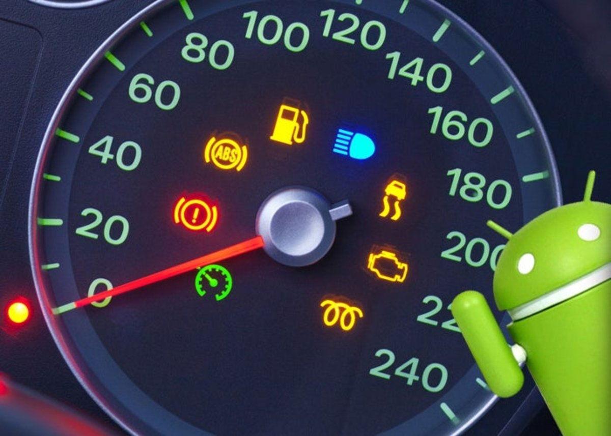 lector obd2 conectado a smartphone