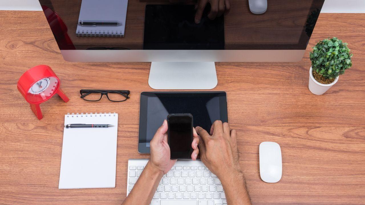 Aplicación para usar móvil como monitor del PC