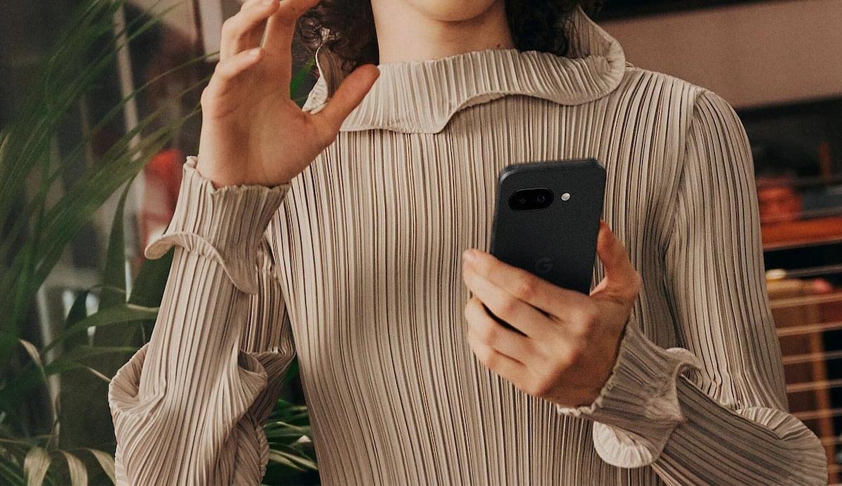 Diseño frontal y trasero Pixel 10a