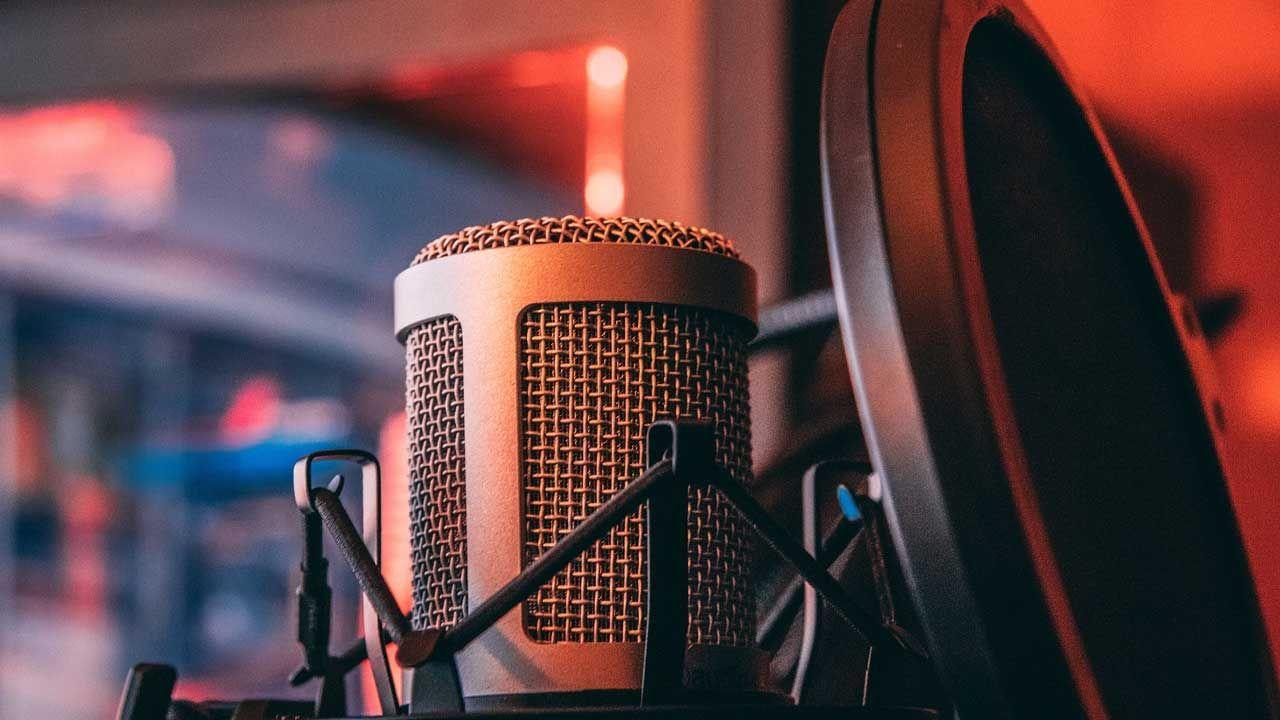 Configurar micrófono en UEFI Configurar micrófono en UEFI