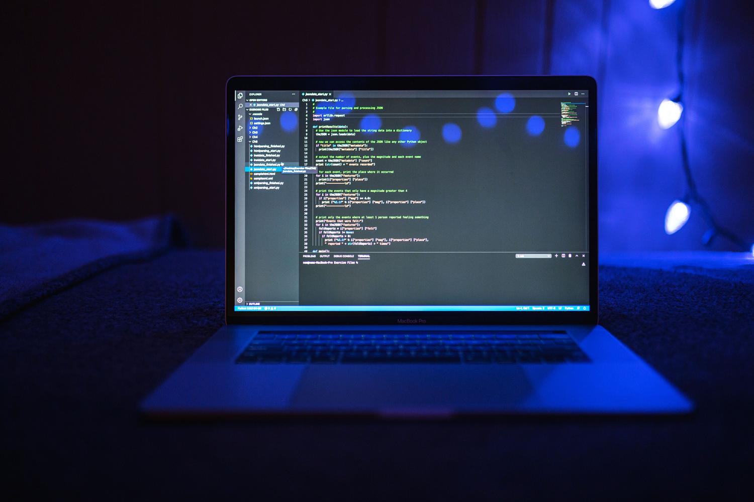 Código Python en Visual Studio Code para un proyecto de inteligencia artificial
